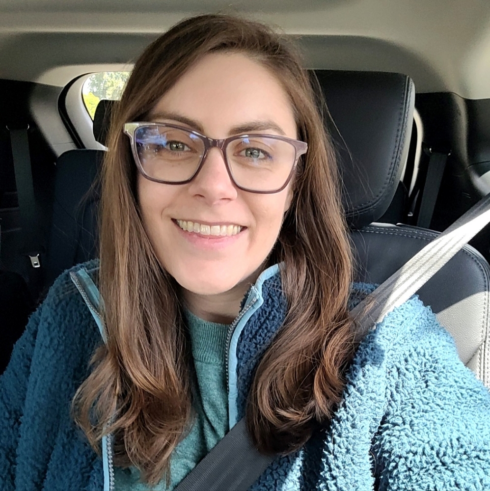 Meet your Posher, Phoebe